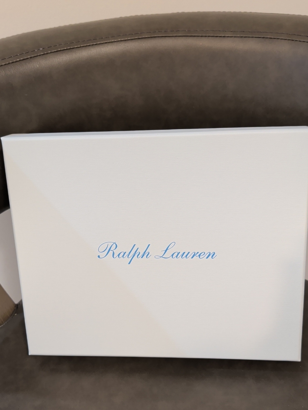 Elegant Ralph Lauren Pointelle-Knit 100% Cotton Collared Cardigan with Gift Box! - Picture 4 of 6
